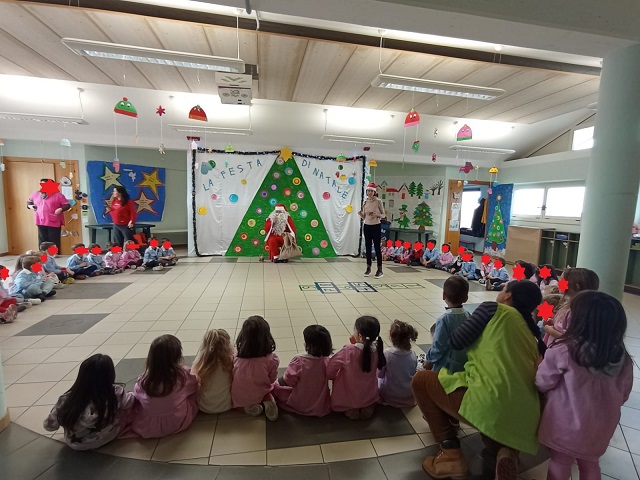 festa di Natale alla scuola dell'infanzia